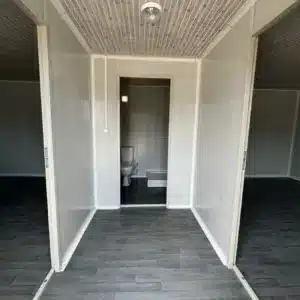 4x8-konteyner-ici